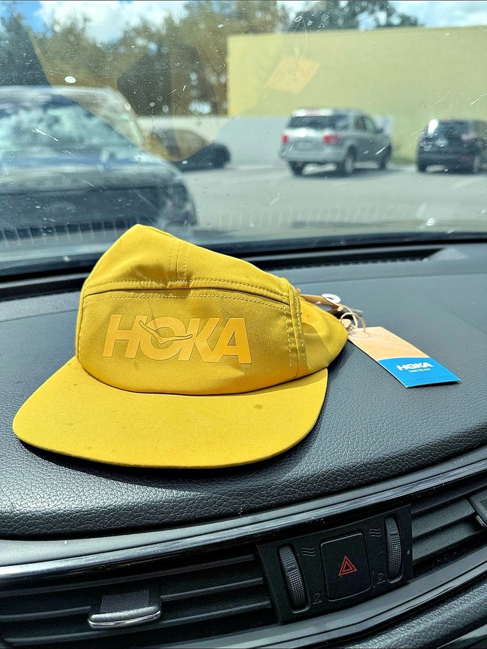HOKA U Performance Hat Yellow Athletic Hat NWT
